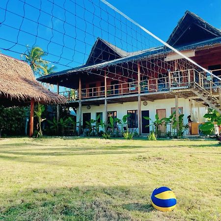 Siargao Sunflower Suites General Luna  Exterior photo