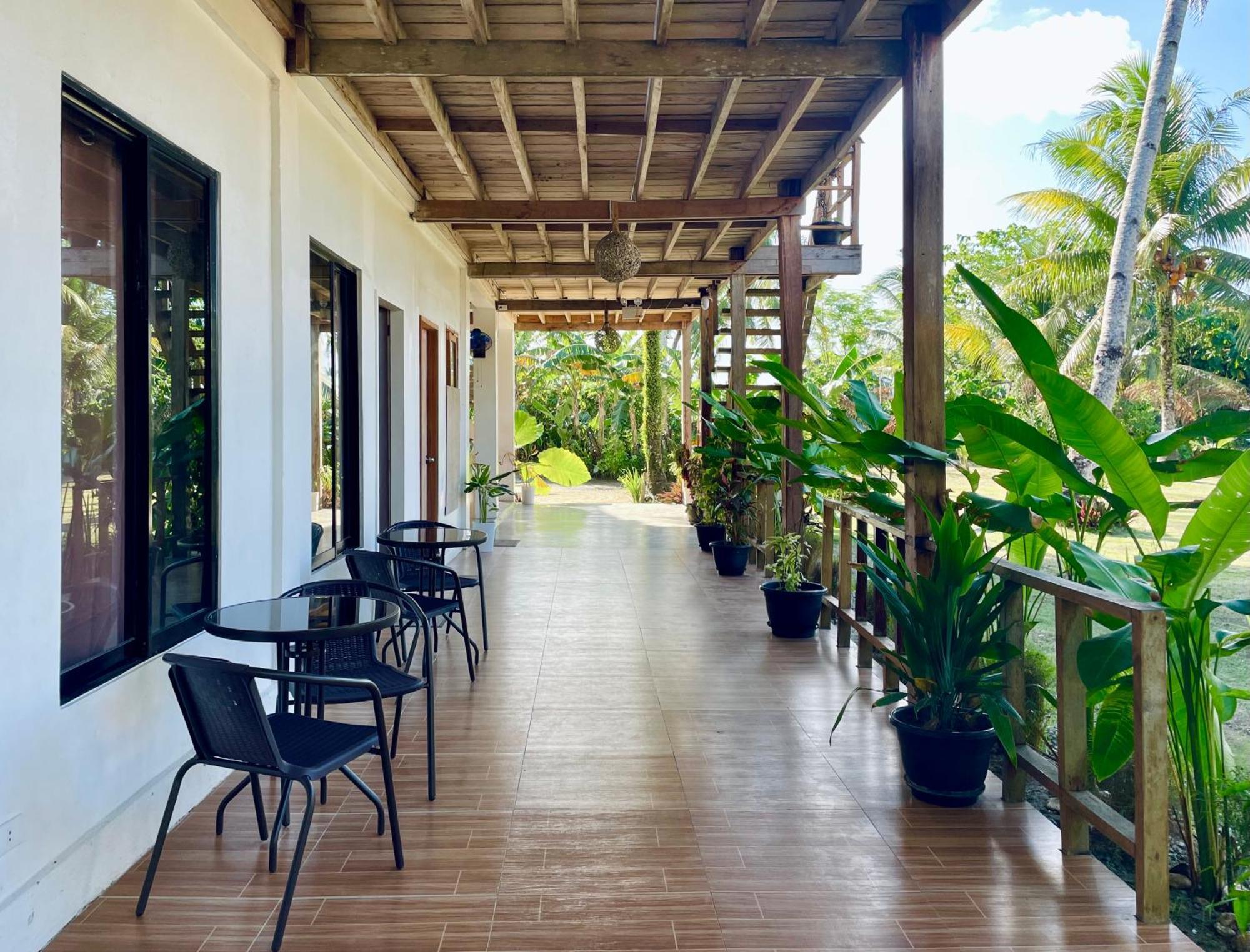Siargao Sunflower Suites General Luna  Exterior photo