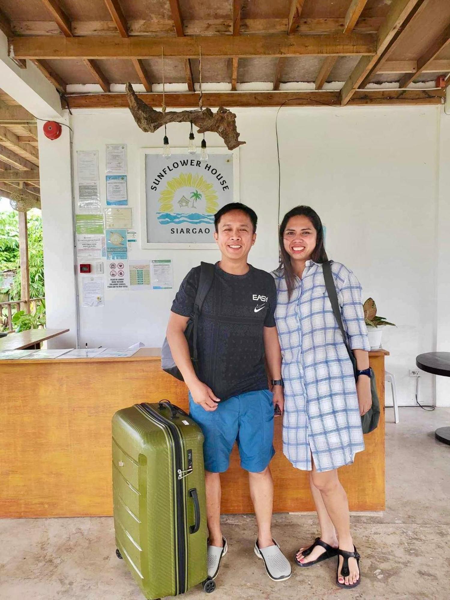 Siargao Sunflower Suites General Luna  Exterior photo