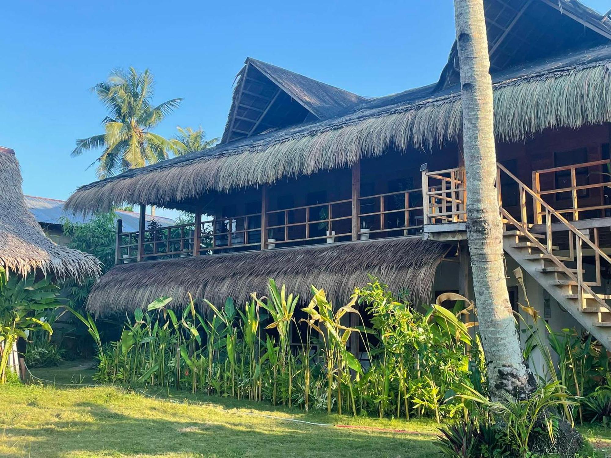 Siargao Sunflower Suites General Luna  Exterior photo