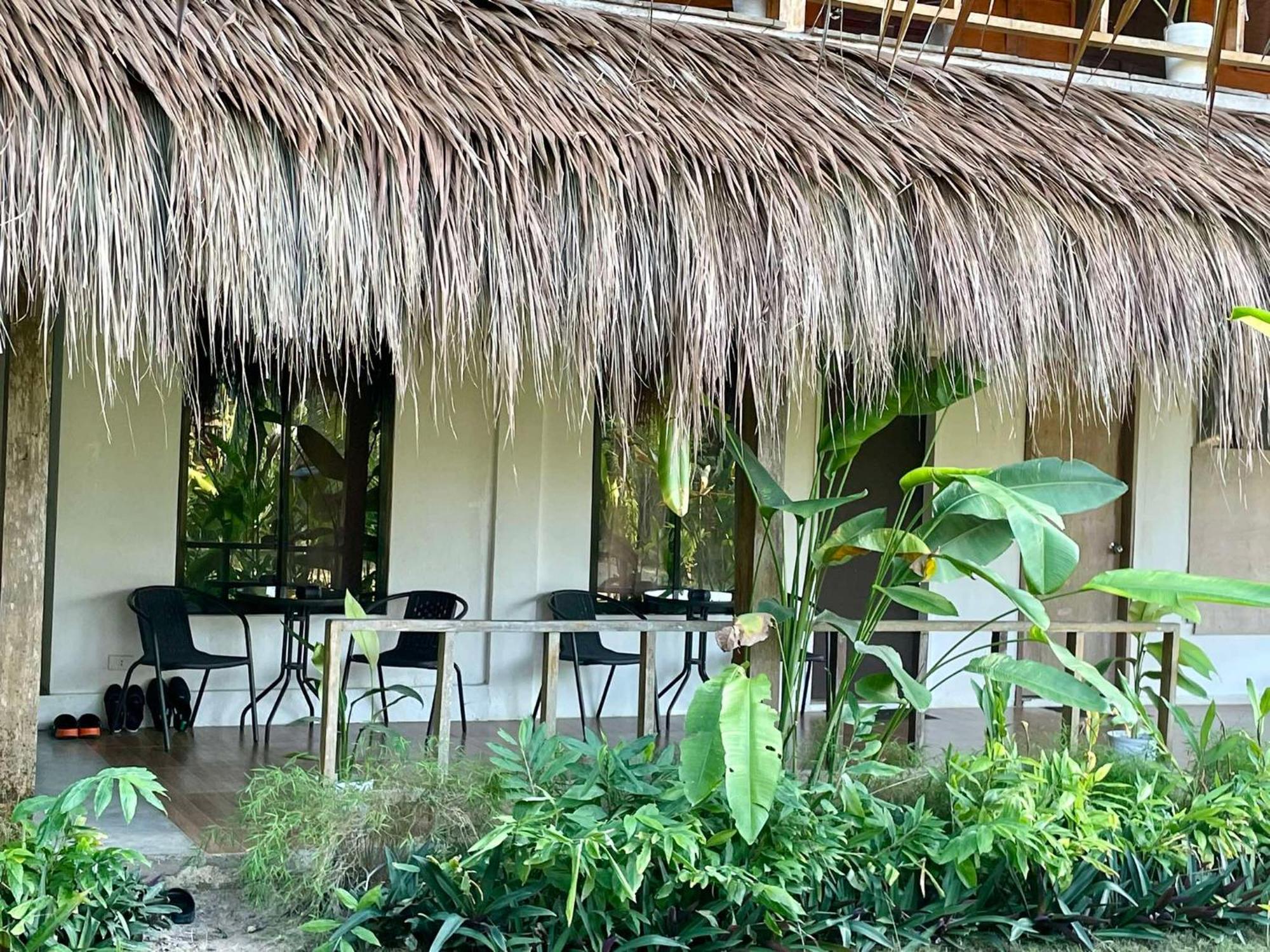 Siargao Sunflower Suites General Luna  Exterior photo